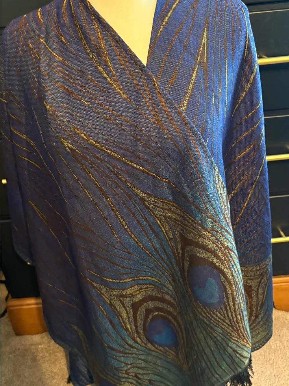 ANU Blue Peacock Feather Pattern Wrap Shawl NWOT